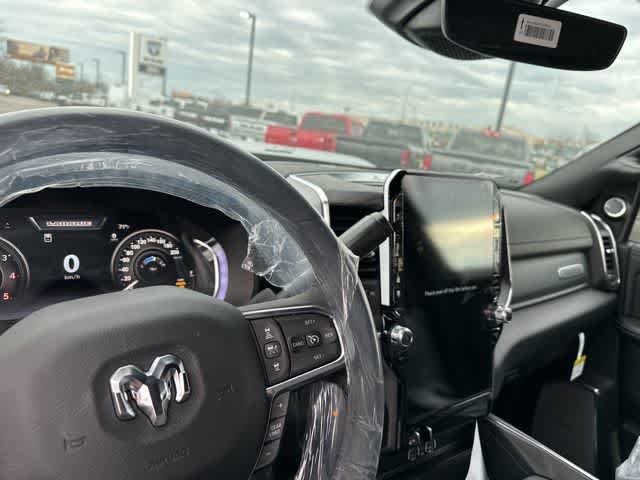 2026 RAM 2500 RAM 2500 LARAMIE CREW CAB 4X4 6'4' BOX