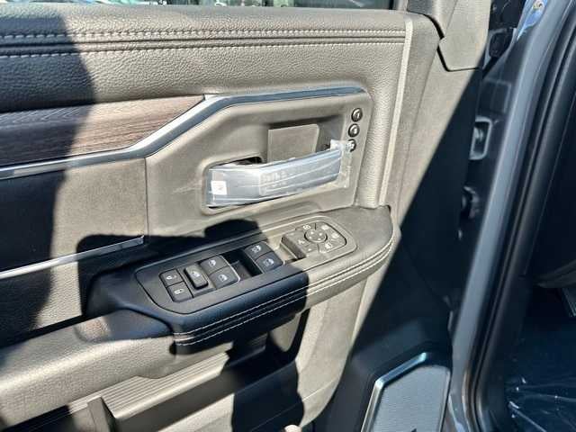 2026 RAM 2500 RAM 2500 LARAMIE CREW CAB 4X4 6'4' BOX