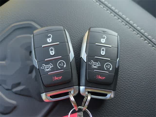 2026 RAM 2500 RAM 2500 LARAMIE CREW CAB 4X4 6'4' BOX