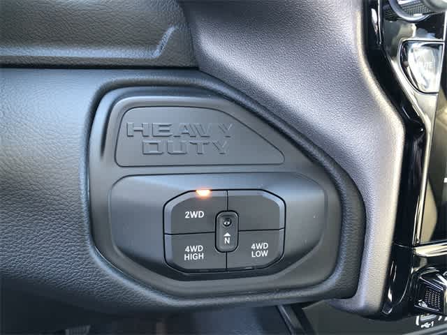 2026 RAM 2500 RAM 2500 LARAMIE CREW CAB 4X4 6'4' BOX