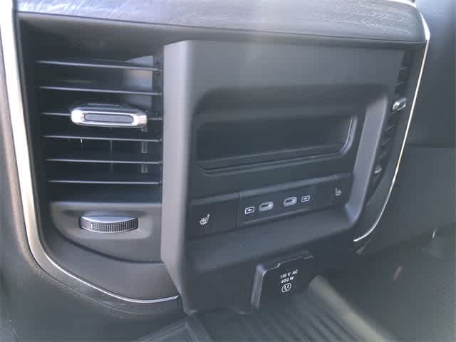 2026 RAM 2500 RAM 2500 LARAMIE CREW CAB 4X4 6'4' BOX