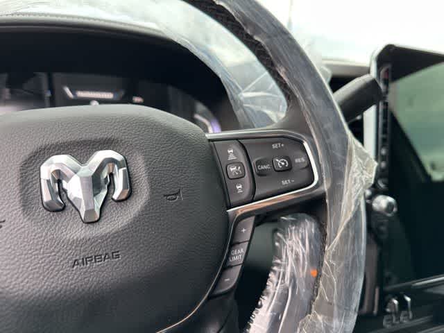 2026 RAM 2500 RAM 2500 LARAMIE CREW CAB 4X4 6'4' BOX