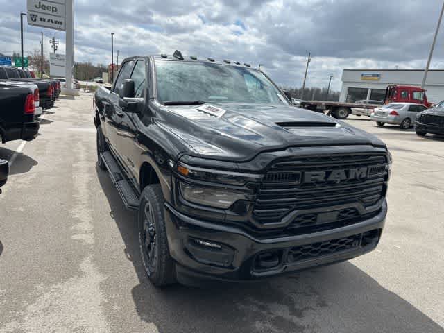 2026 RAM 2500 RAM 2500 LARAMIE CREW CAB 4X4 6'4' BOX