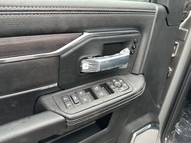 2026 RAM 2500 RAM 2500 LARAMIE MEGA CAB 4X4 6'4' BOX