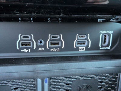 2026 RAM 2500 RAM 2500 LIMITED MEGA CAB 4X4 6'4' BOX
