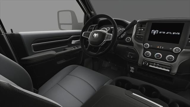 2025 RAM Ram 5500 Chassis Cab RAM 5500 TRADESMAN CHASSIS CREW CAB 4X4 84' CA