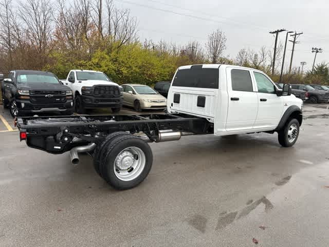 2026 RAM Ram 5500 Chassis Cab RAM 5500 TRADESMAN CHASSIS CREW CAB 4X4 84' CA