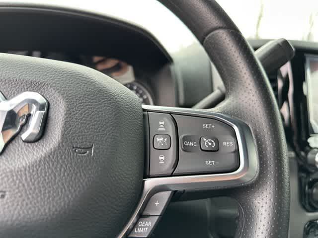 2026 RAM Ram 5500 Chassis Cab RAM 5500 TRADESMAN CHASSIS CREW CAB 4X4 84' CA