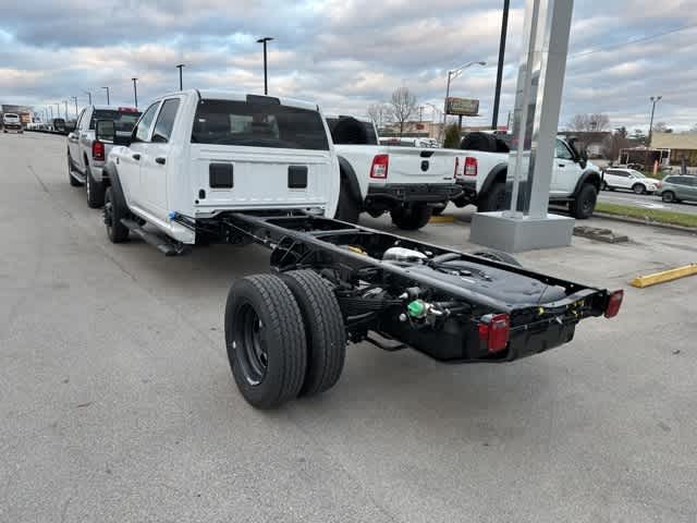 2026 RAM Ram 5500 Chassis Cab RAM 5500 TRADESMAN CHASSIS CREW CAB 4X4 84' CA