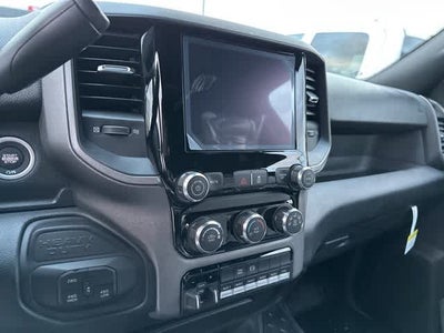 2026 RAM Ram 5500 Chassis Cab RAM 5500 TRADESMAN CHASSIS CREW CAB 4X4 84' CA