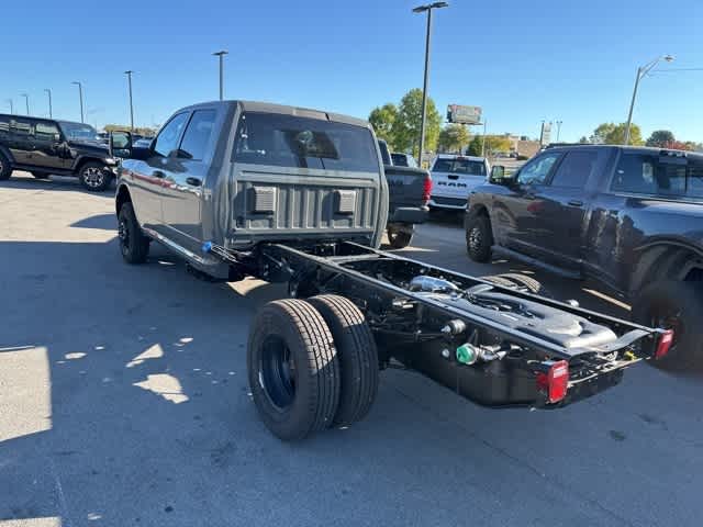 2026 RAM 3500 Chassis Cab RAM 3500 TRADESMAN CREW CAB CHASSIS 4X4 60' CA
