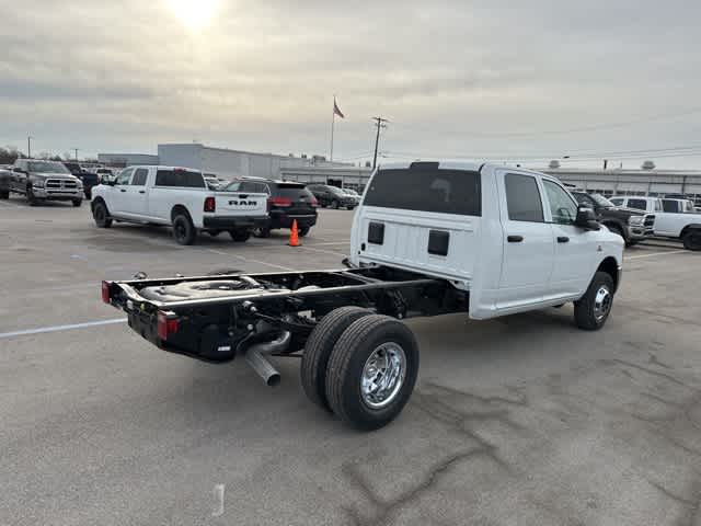 2026 RAM 3500 Chassis Cab RAM 3500 TRADESMAN CREW CAB CHASSIS 4X4 60' CA