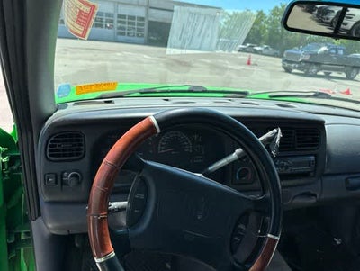 1998 Dodge Dakota Base
