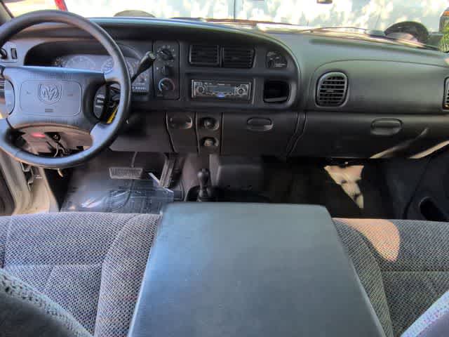 2000 Dodge Ram 2500 Base