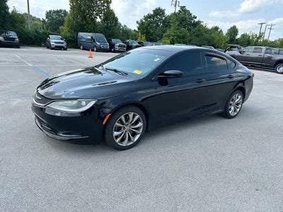 2015 Chrysler 200 S