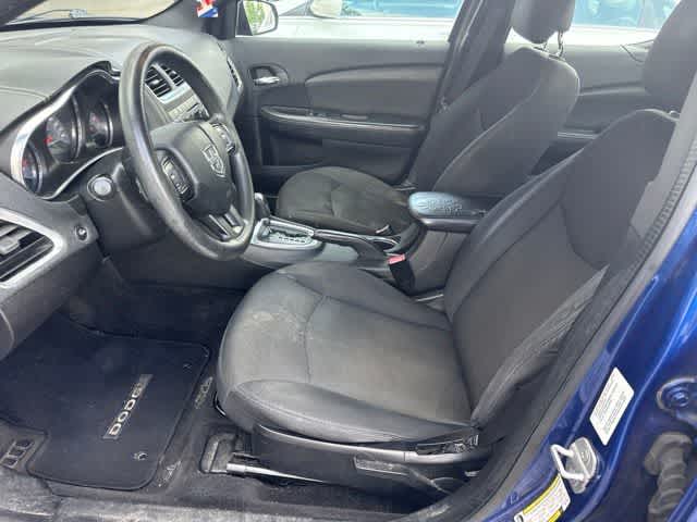 2013 Dodge Avenger SE