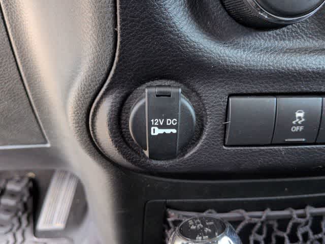 2015 Jeep Wrangler Unlimited Willys Wheeler