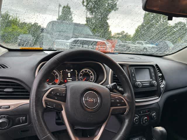 2015 Jeep Cherokee Sport