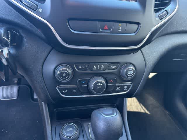2021 Jeep Cherokee Freedom