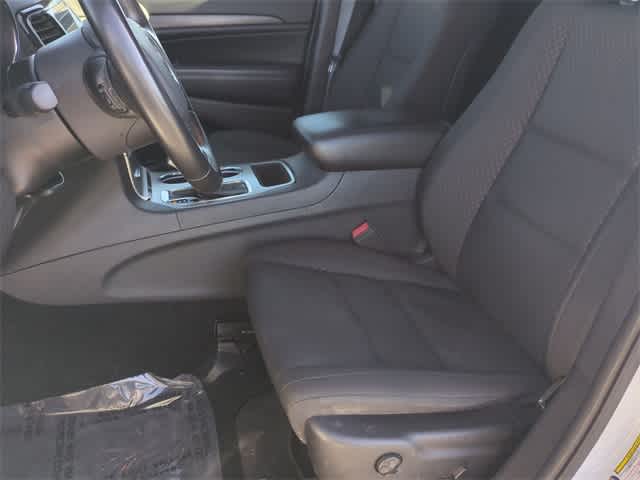 2019 Jeep Grand Cherokee Laredo E