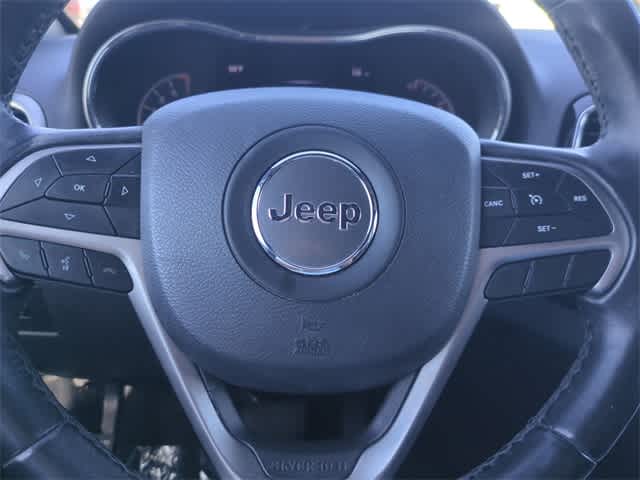 2019 Jeep Grand Cherokee Laredo E