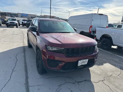 2023 Jeep Grand Cherokee Altitude