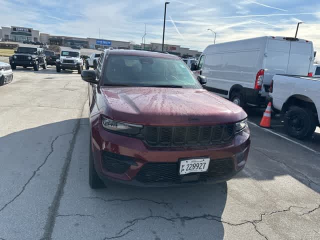 2023 Jeep Grand Cherokee Altitude