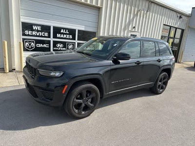 2023 Jeep Grand Cherokee Altitude