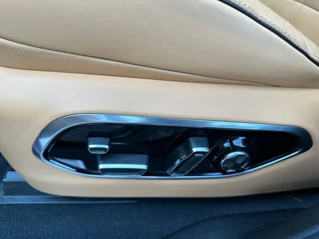 2022 Jeep Grand Cherokee Summit Reserve