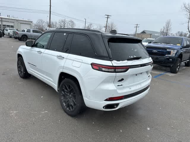 2025 Jeep Grand Cherokee Summit