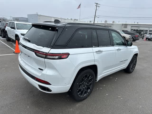 2025 Jeep Grand Cherokee Summit