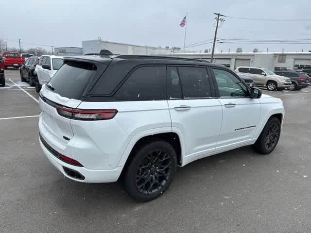 2025 Jeep Grand Cherokee Summit