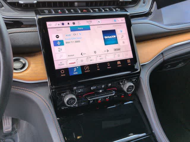 2023 Jeep Grand Cherokee Summit Reserve