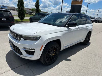2023 Jeep Grand Cherokee Summit