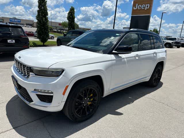 2023 Jeep Grand Cherokee Summit
