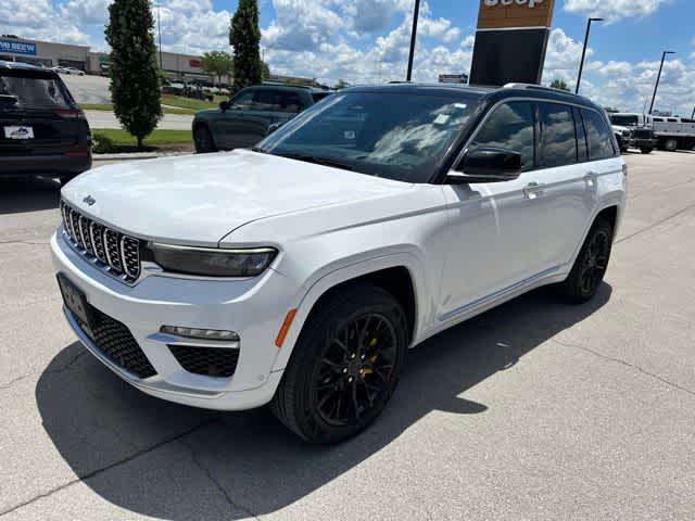 2023 Jeep Grand Cherokee Summit