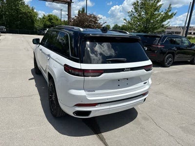 2023 Jeep Grand Cherokee Summit