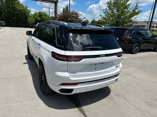 2023 Jeep Grand Cherokee Summit