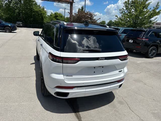 2023 Jeep Grand Cherokee Summit