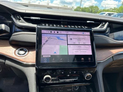 2023 Jeep Grand Cherokee Summit