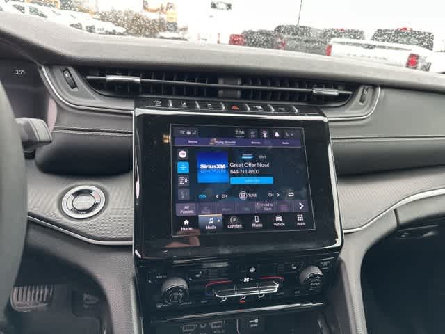 2024 Jeep Grand Cherokee L Altitude