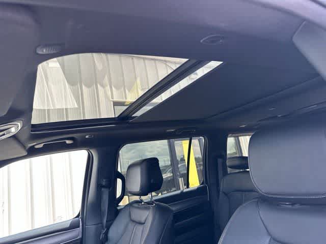 2023 Jeep Wagoneer Series II Carbide