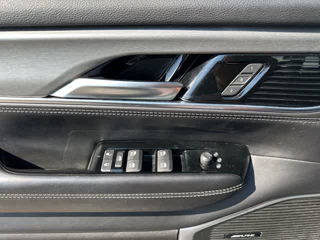 2023 Jeep Wagoneer Series II Carbide