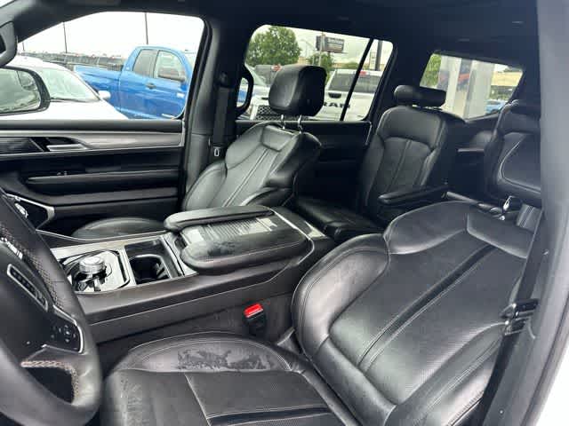2022 Jeep Wagoneer Series II Carbide