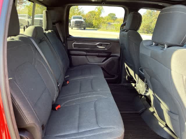 2020 RAM 1500 Big Horn Crew Cab 4x4 5'7' Box