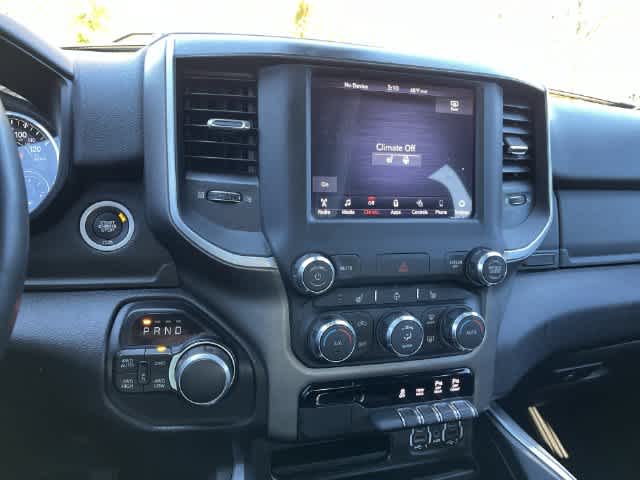 2020 RAM 1500 Big Horn Crew Cab 4x4 5'7' Box