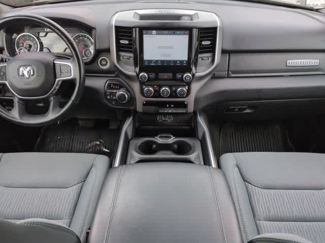 2022 RAM 1500 Big Horn Crew Cab 4x4 5'7' Box