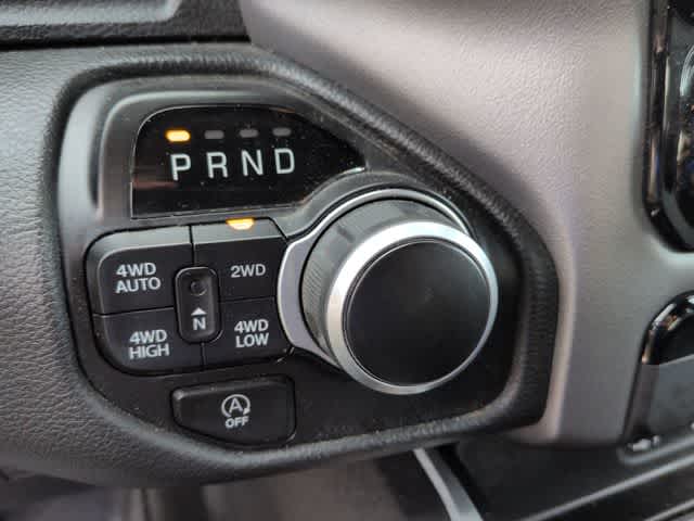 2022 RAM 1500 Big Horn Crew Cab 4x4 5'7' Box