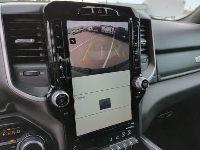 2023 RAM 1500 Big Horn Crew Cab 4x4 5'7' Box