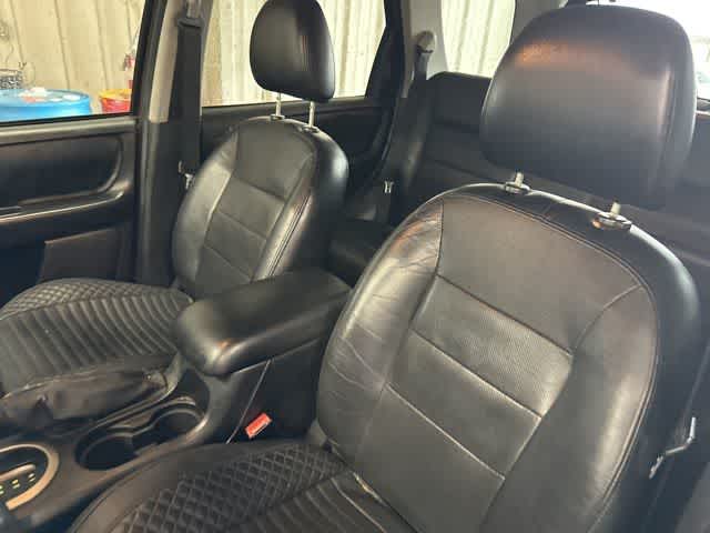 2005 Ford Escape Limited